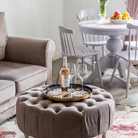 Rose Old Town Apartman Klaipėda